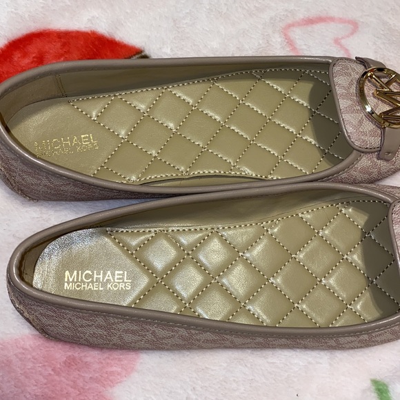 •Lillie• Pink Michael Kors Monogram Ballet Slipper NWOB - Picture 6 of 6